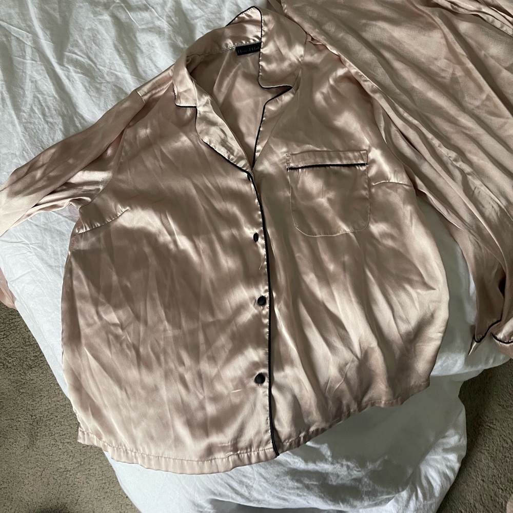 House of Harlow pajama set